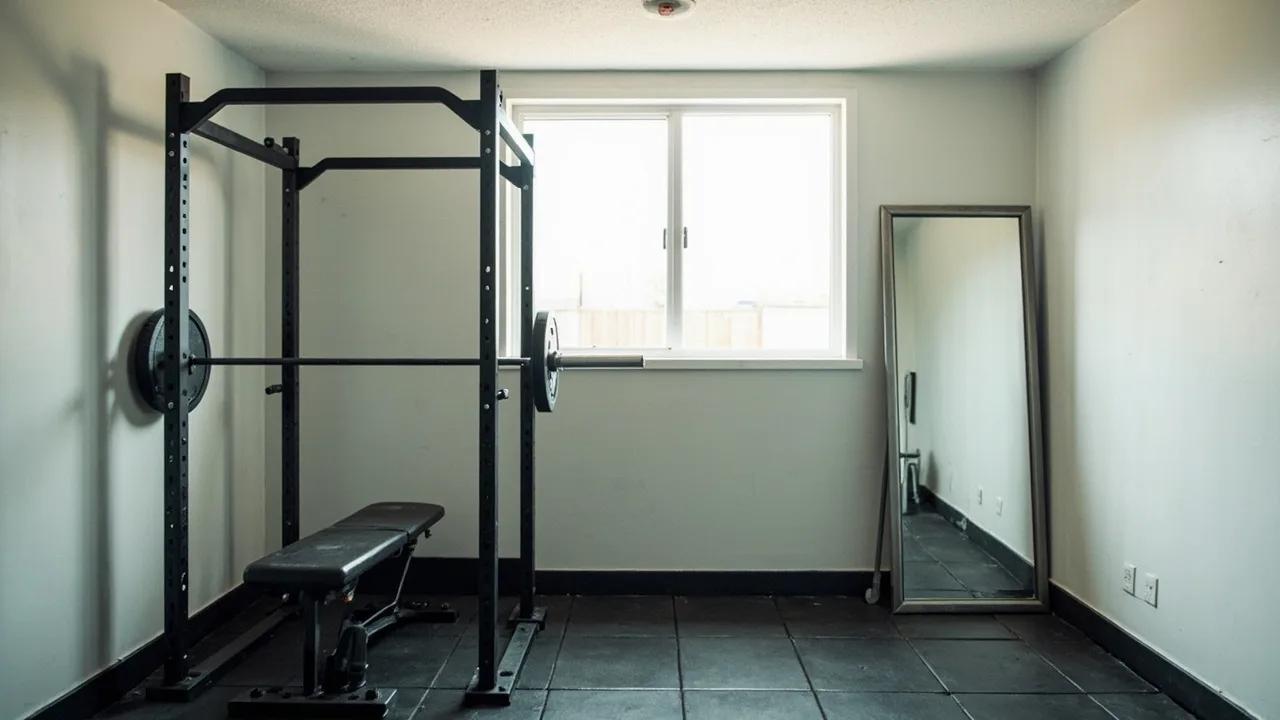 10x10 Home Gym Layout: 2 Floor Plans for 100 Sq Ft